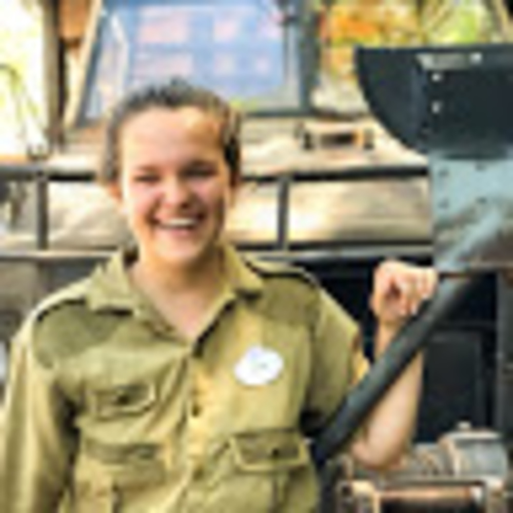 Meet your Posher, Samantha